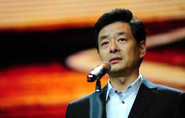 濮存昕手写挽联悼蓝天野 曝其3月前就已拒绝治疗