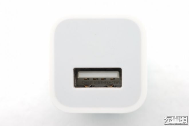 苹果iPhone历代原装充电器发展回顾(图7)