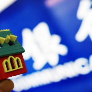 提前还房贷潮下的年轻人：“最敢贷款的他们被教育了”
